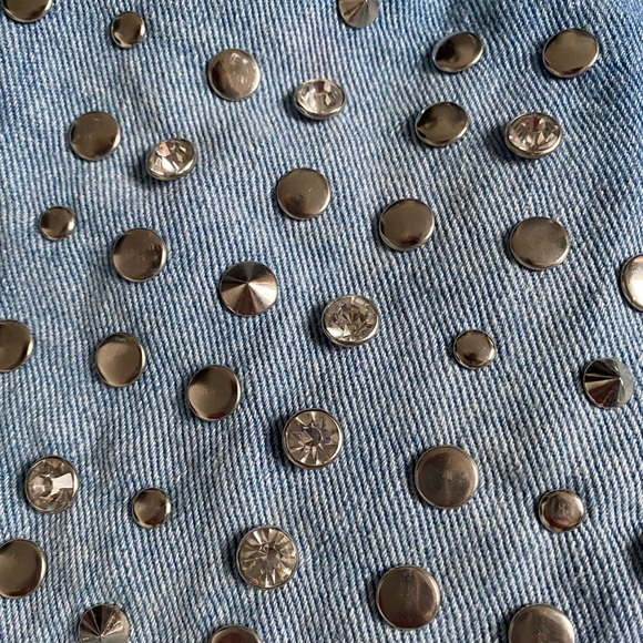 2/$20🛍Forever 21 • Jean Shorts •Sz 31 - Picture 4 of 6